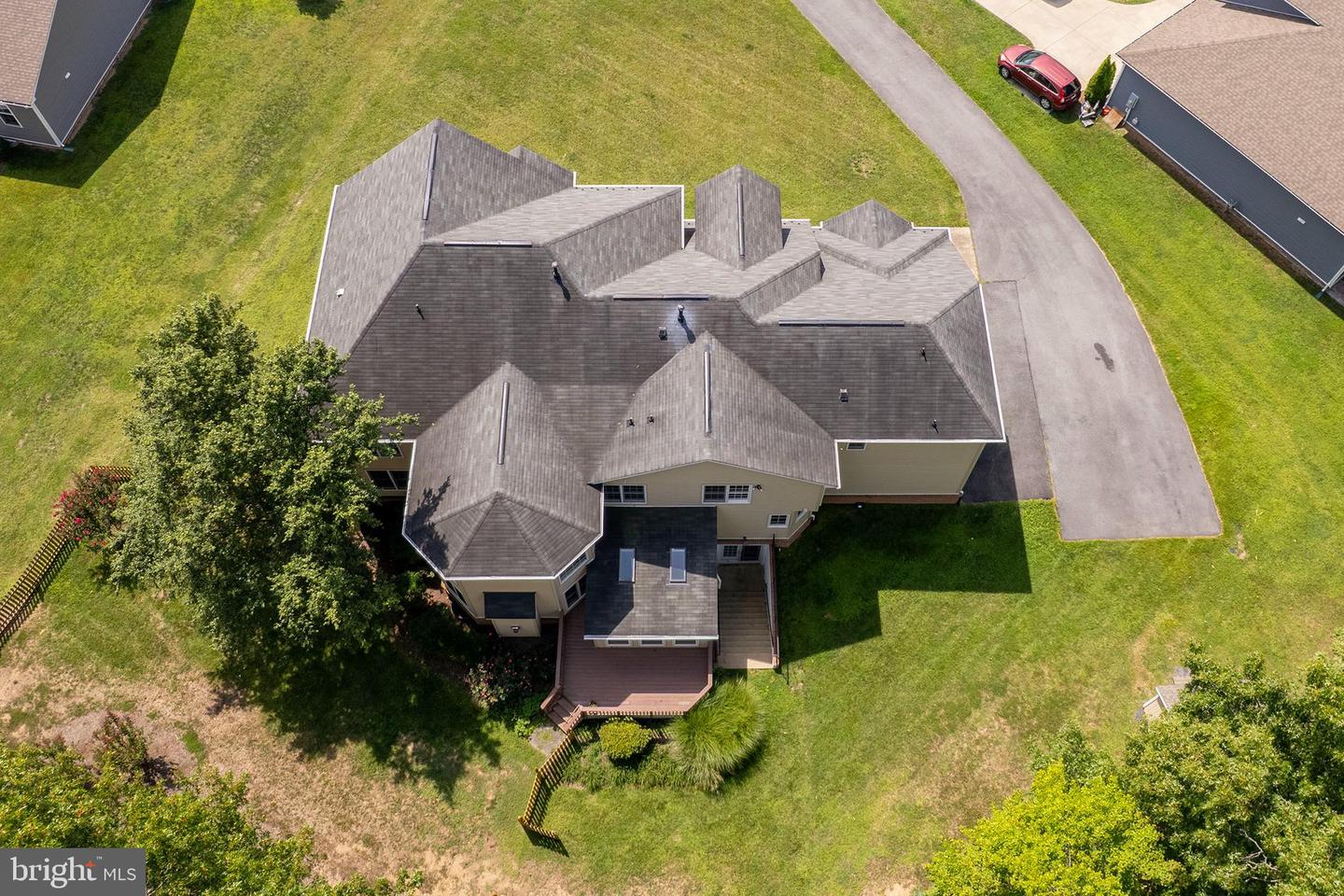 100 Sand Bunker Ct Property Photo 6