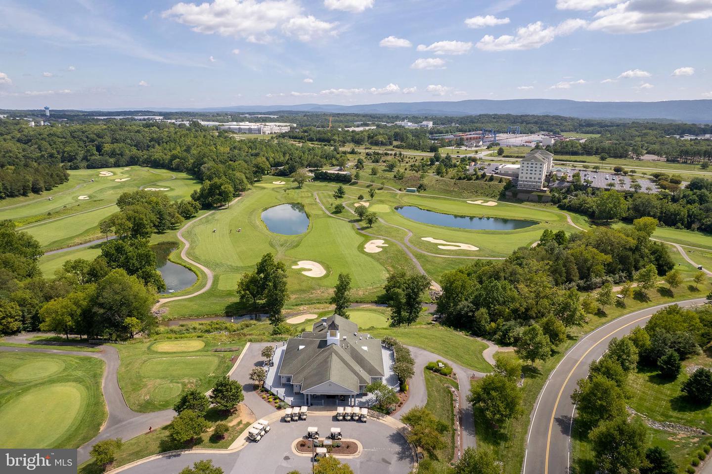 100 Sand Bunker Ct Property Photo 11