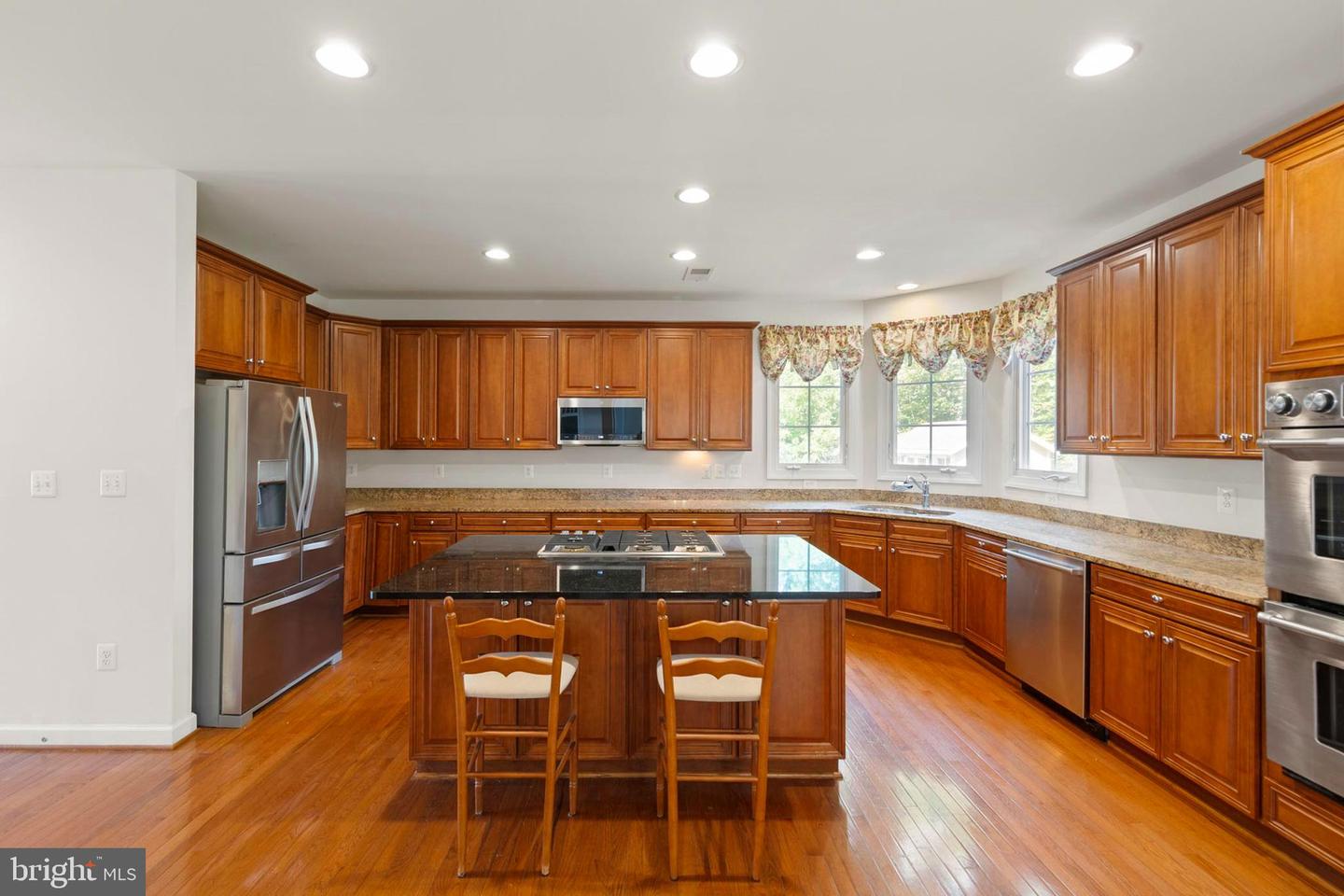 100 Sand Bunker Ct Property Photo 32
