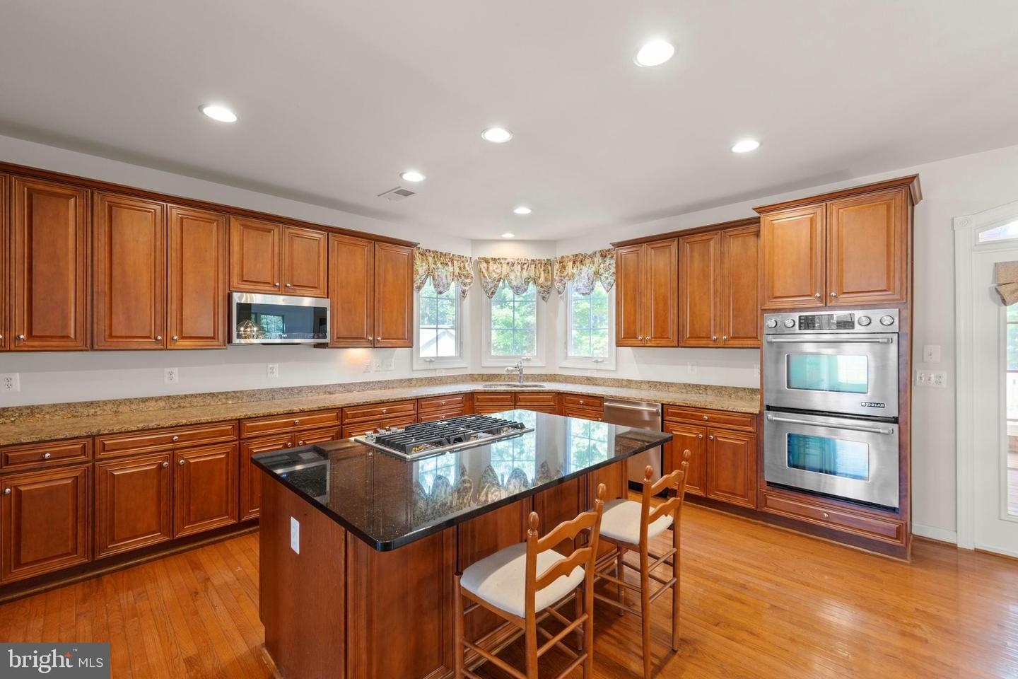 100 Sand Bunker Ct Property Photo 35