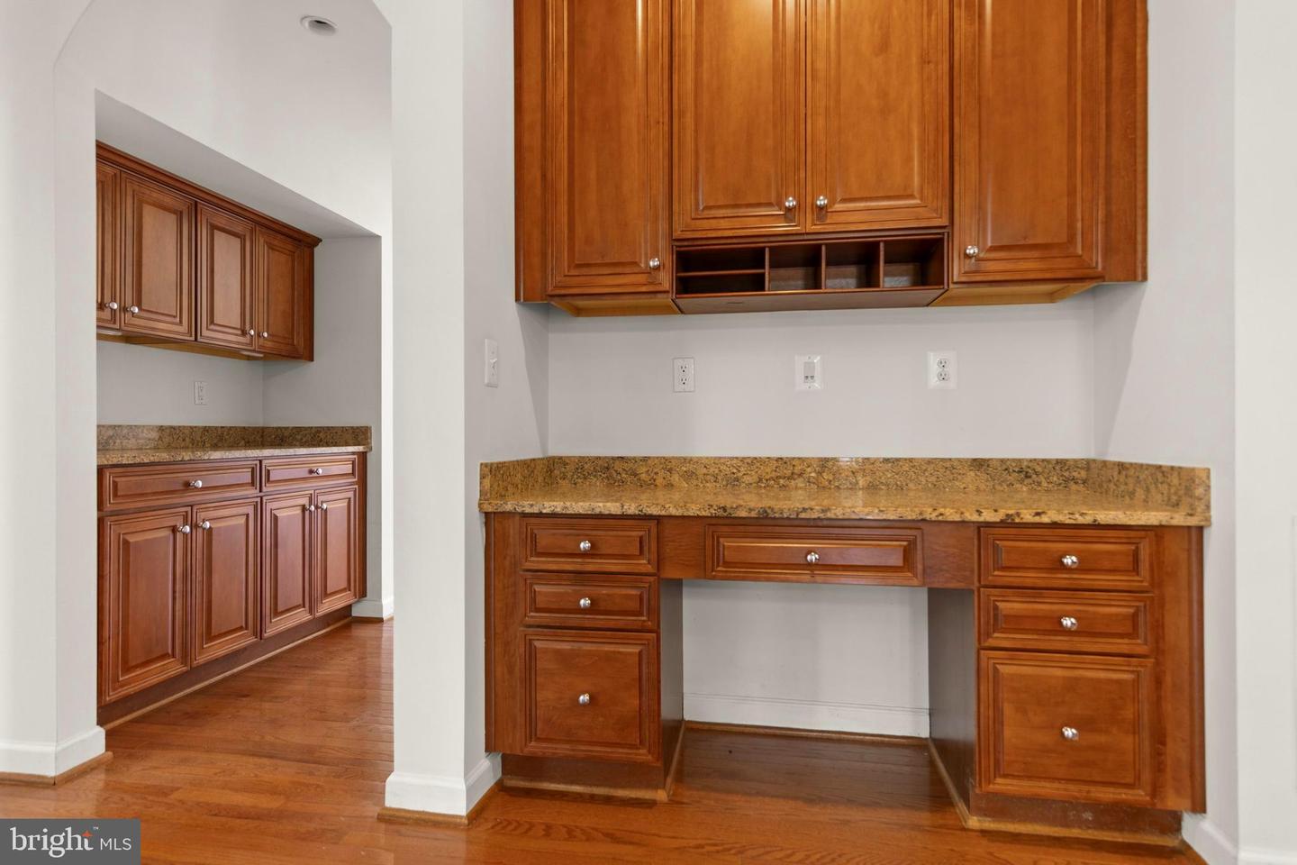100 Sand Bunker Ct Property Photo 36