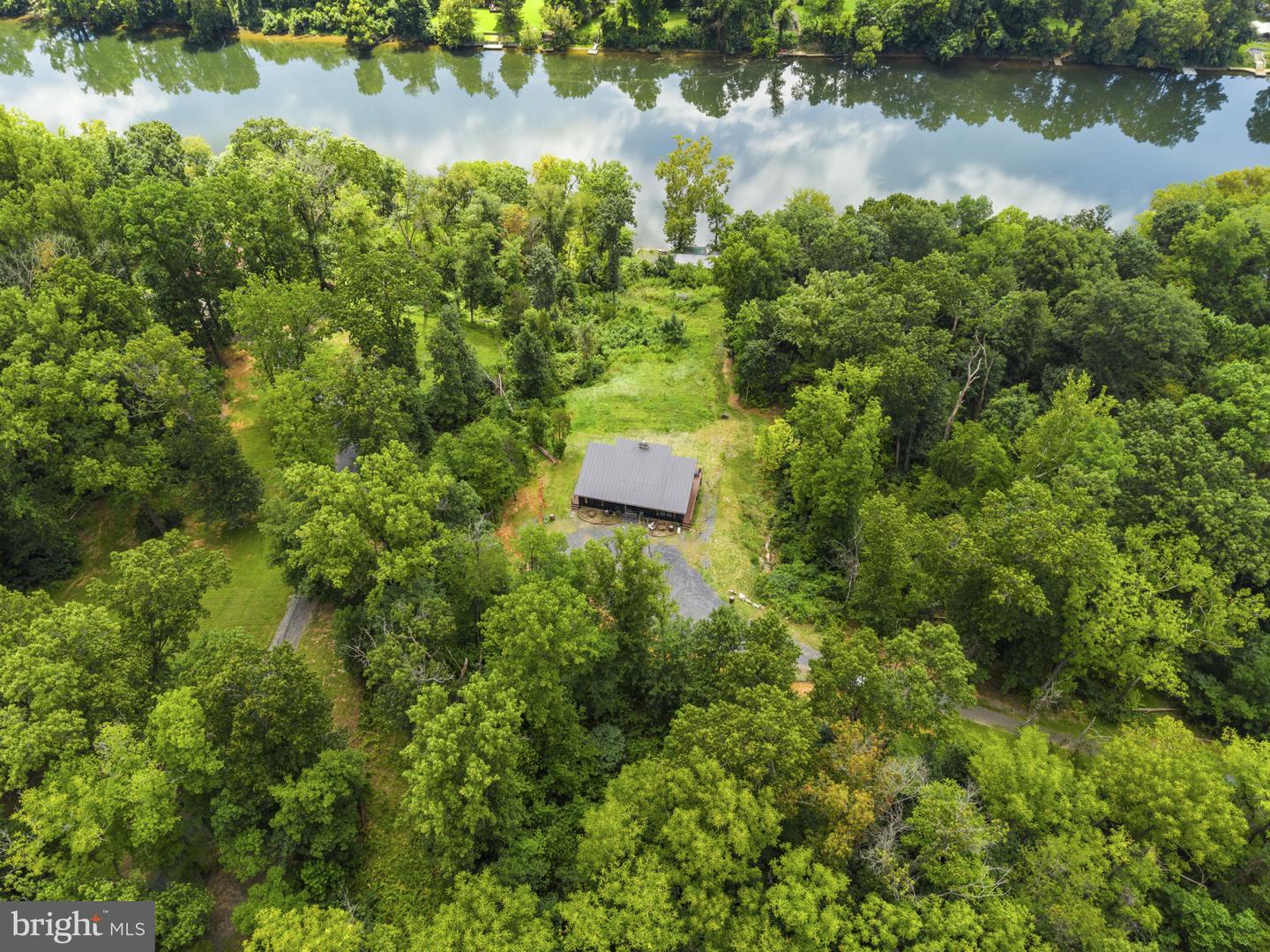 137 Pineview Drive Property Photo 69
