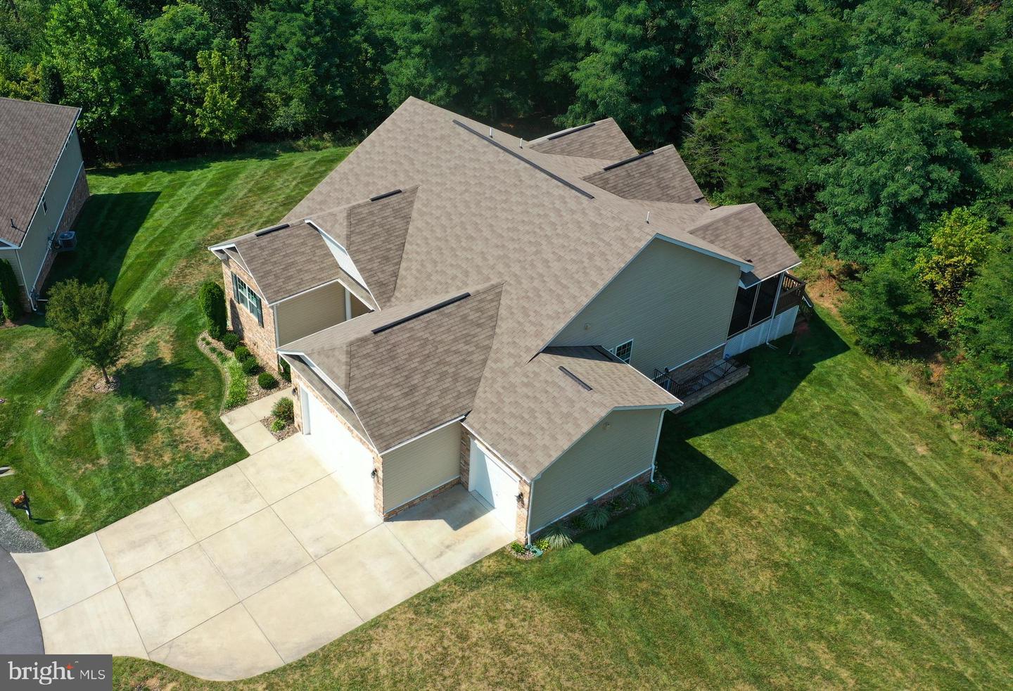 90 Putter Ct Property Photo 6