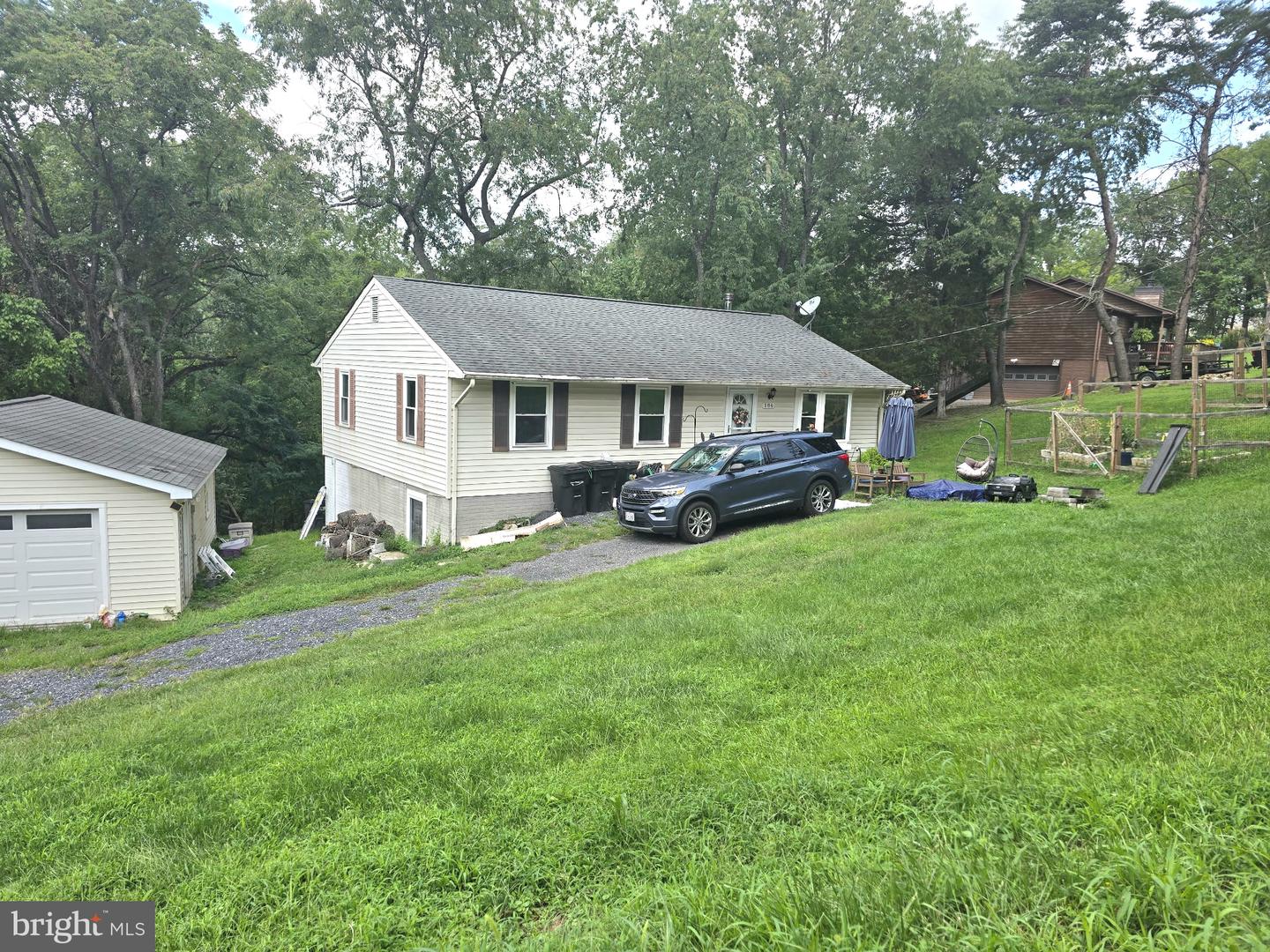 186 Apple Orchard Dr Property Photo 48