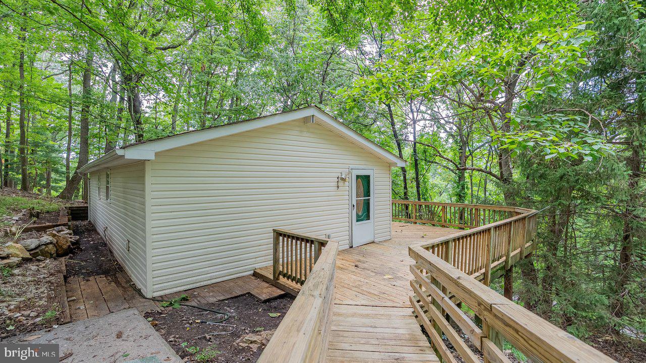 479 Vesey Dr Property Photo 4