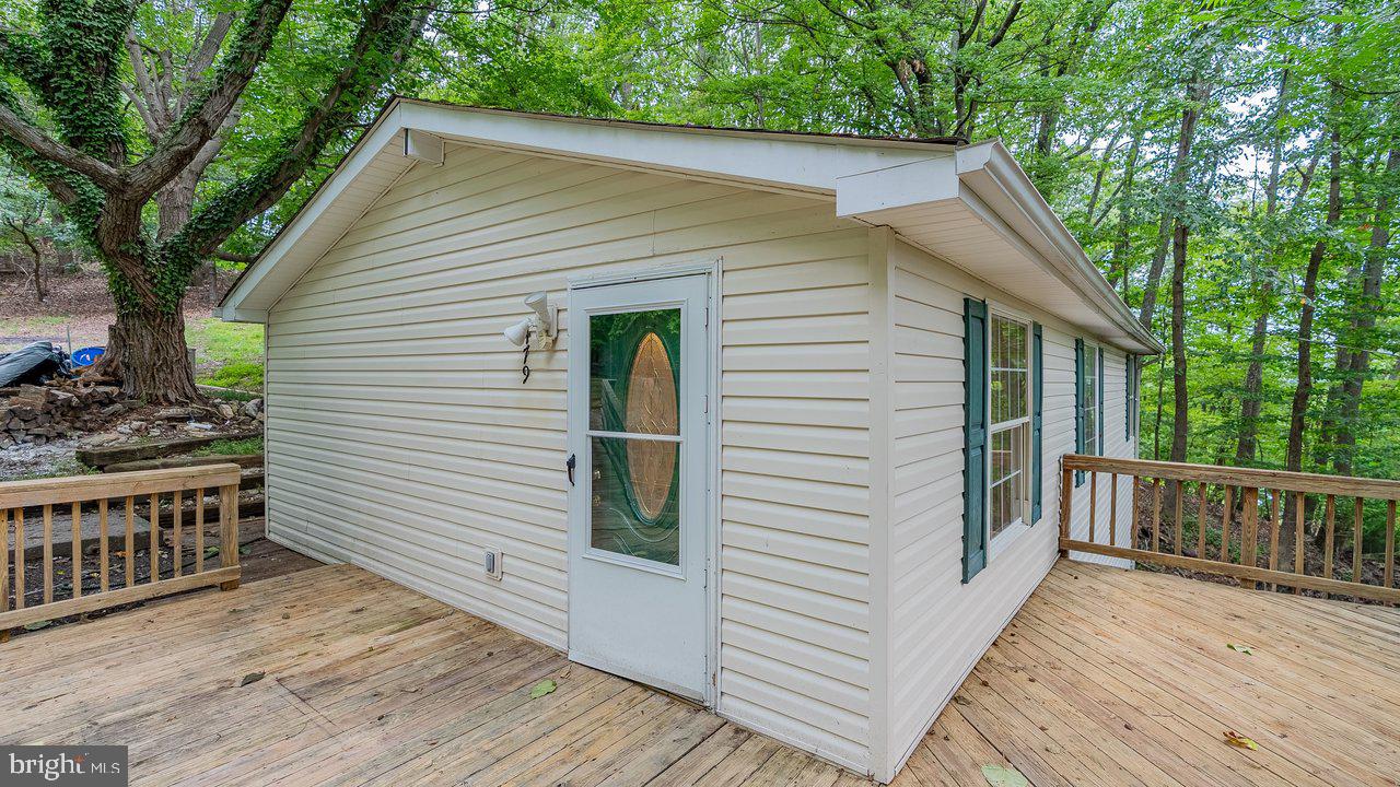 479 Vesey Dr Property Photo 7
