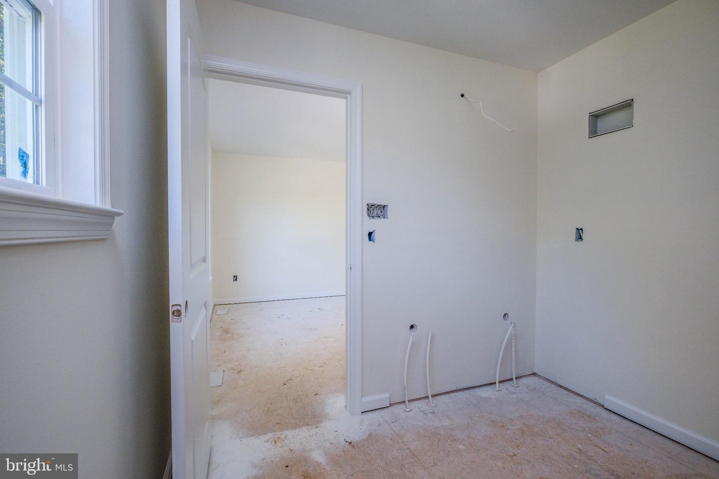 80 Poplar View Rd Property Photo 27