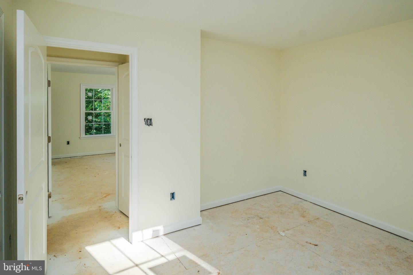 80 Poplar View Rd Property Photo 37