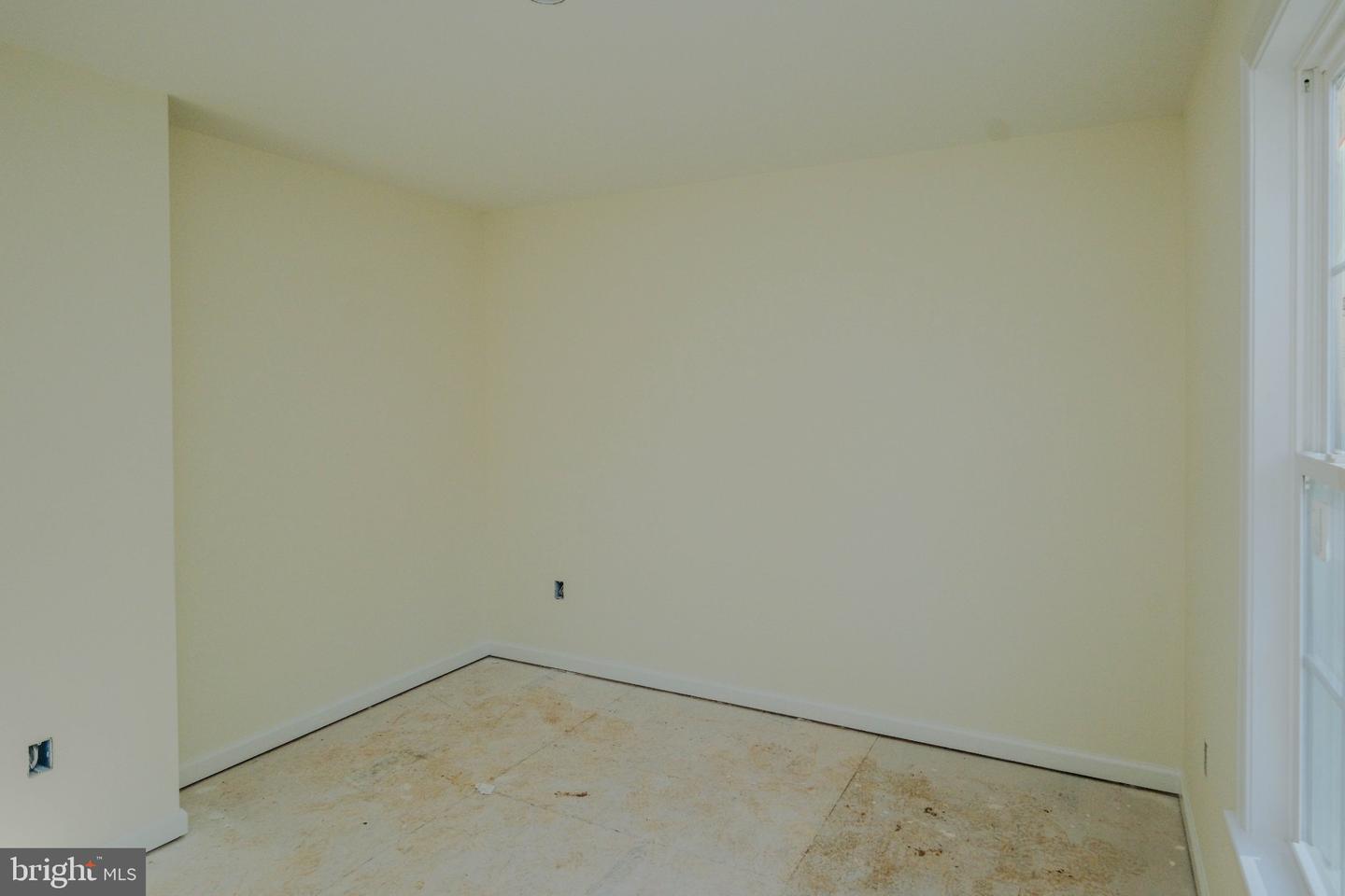 80 Poplar View Rd Property Photo 38