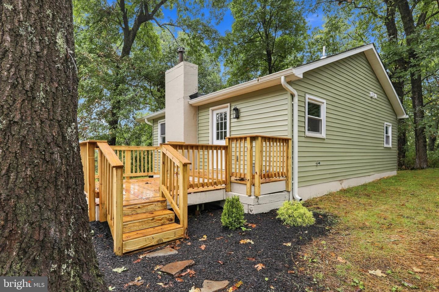 45 Kits Ct Property Photo 1