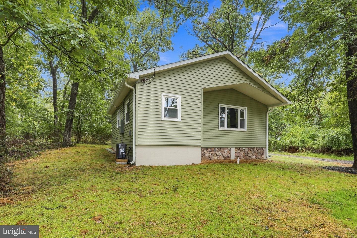 45 Kits Ct Property Photo 19