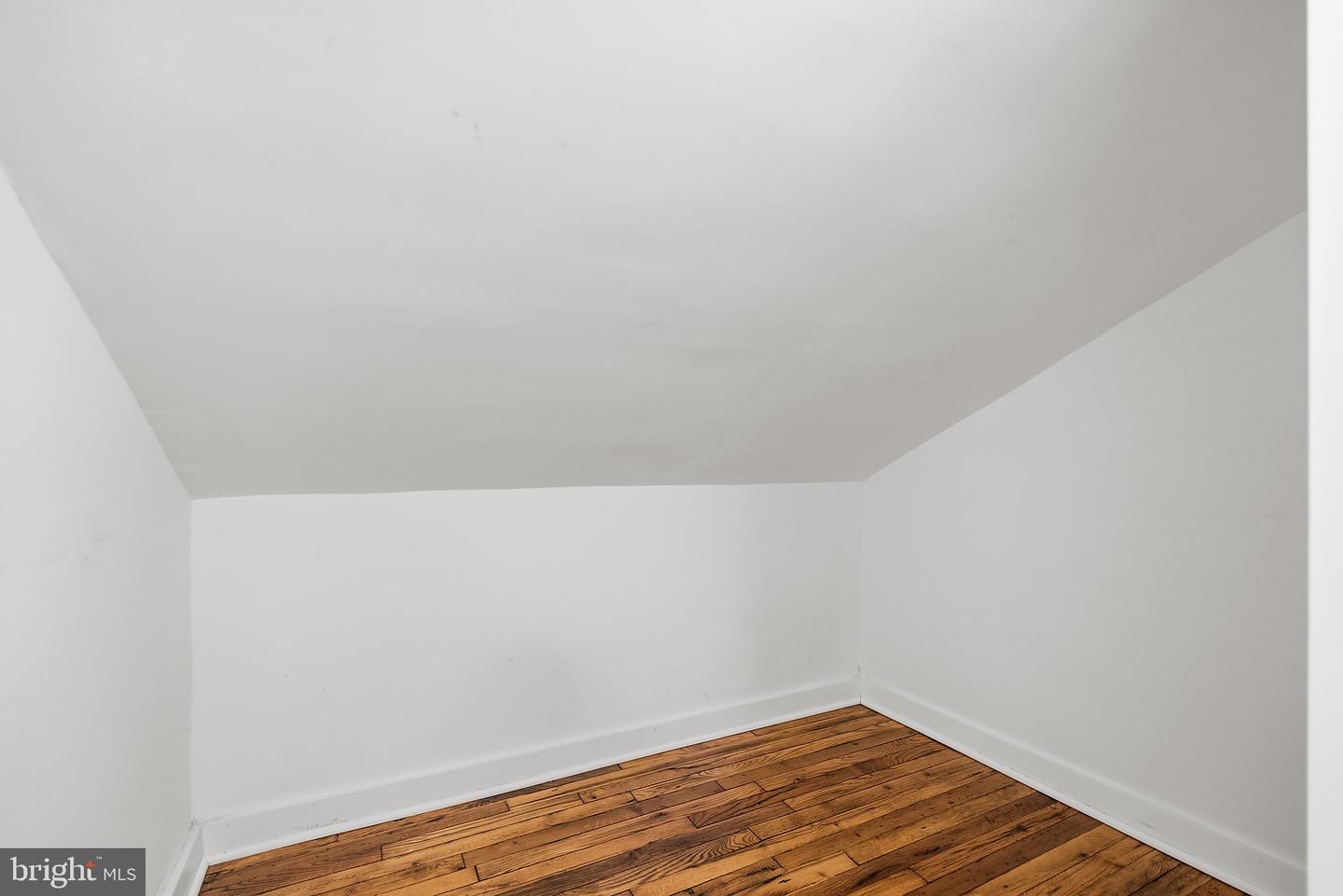 1101 Royal Ave N Property Photo 36