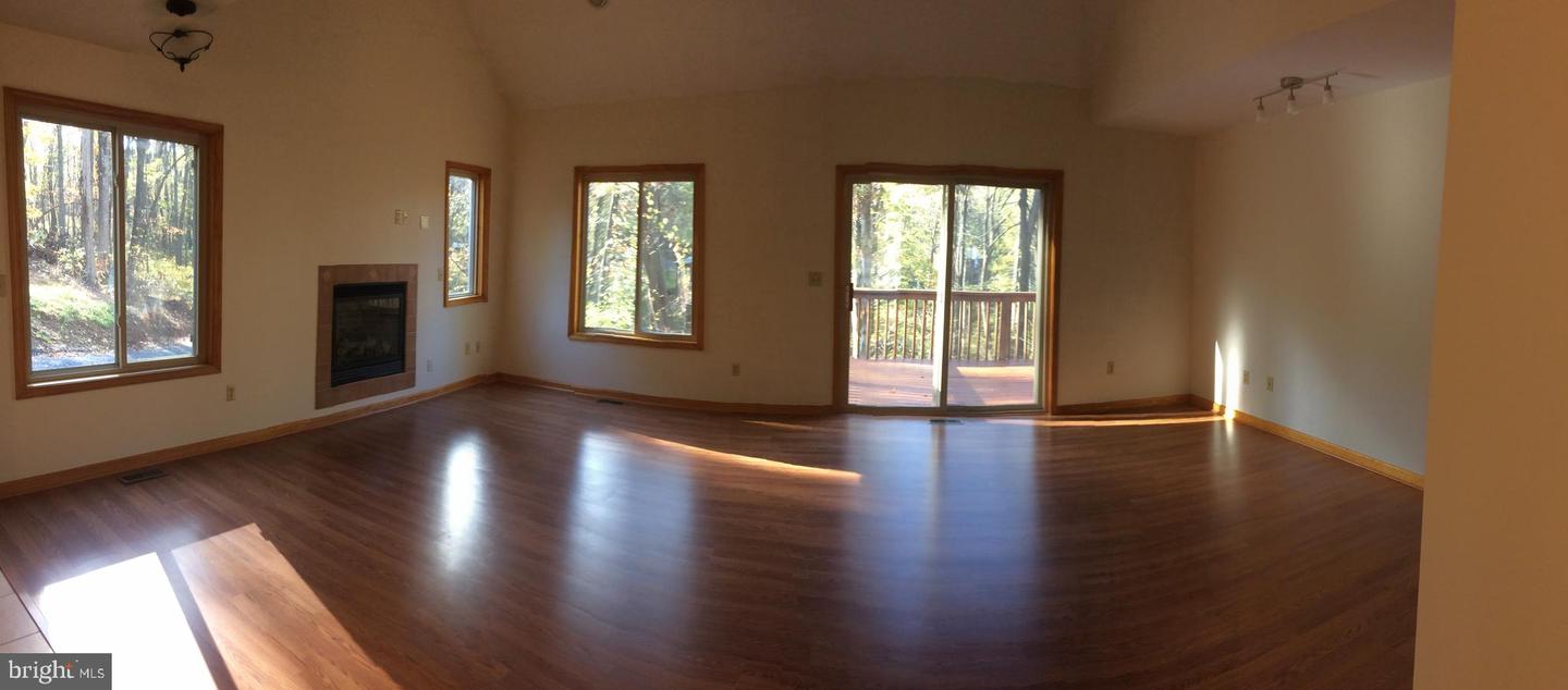 2376 High Top Rd Property Photo 11