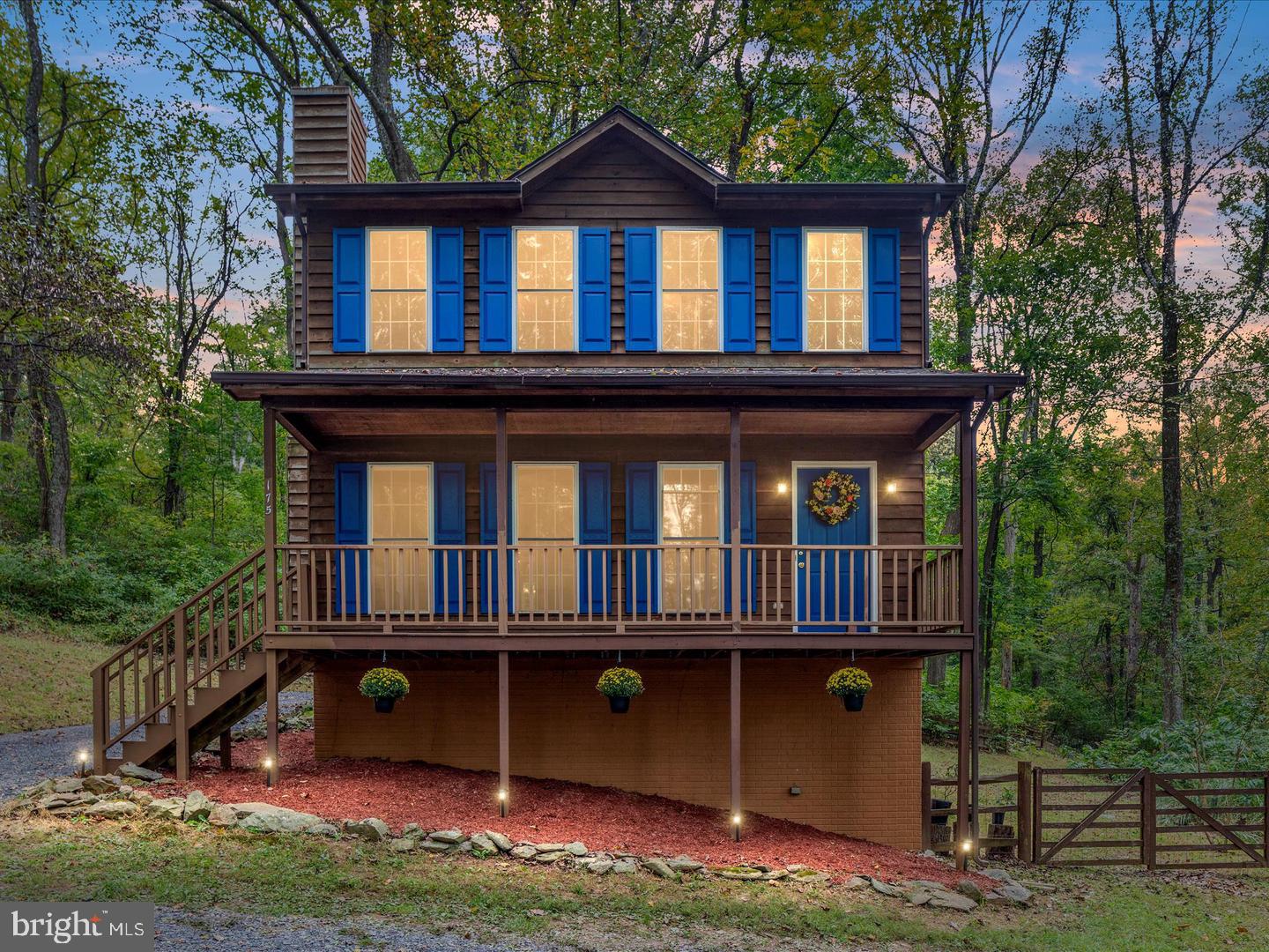 175 Scarlet Tanager Ln Property Photo 1