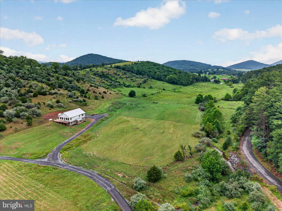 0 GOONEY MANOR LOOP Property Photo 1