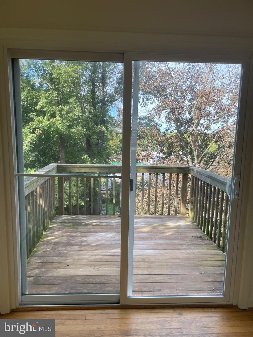 102 Steele Ave Property Photo 7