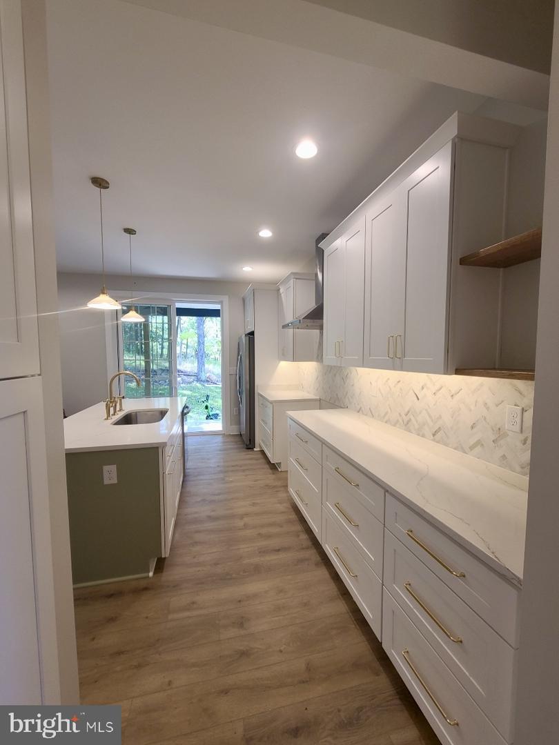 202 Split Rail Rd Property Photo 4