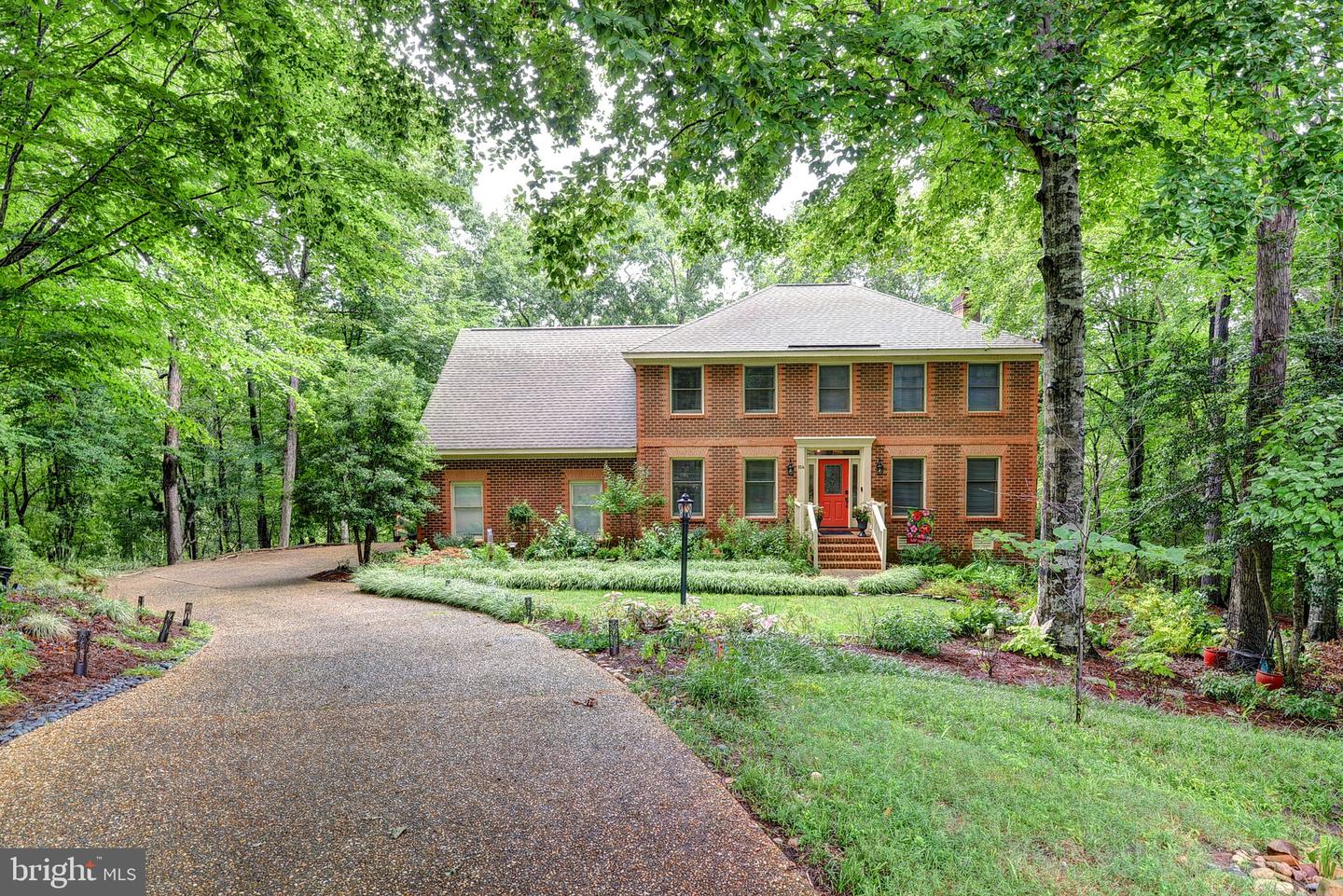 104 TUDOR