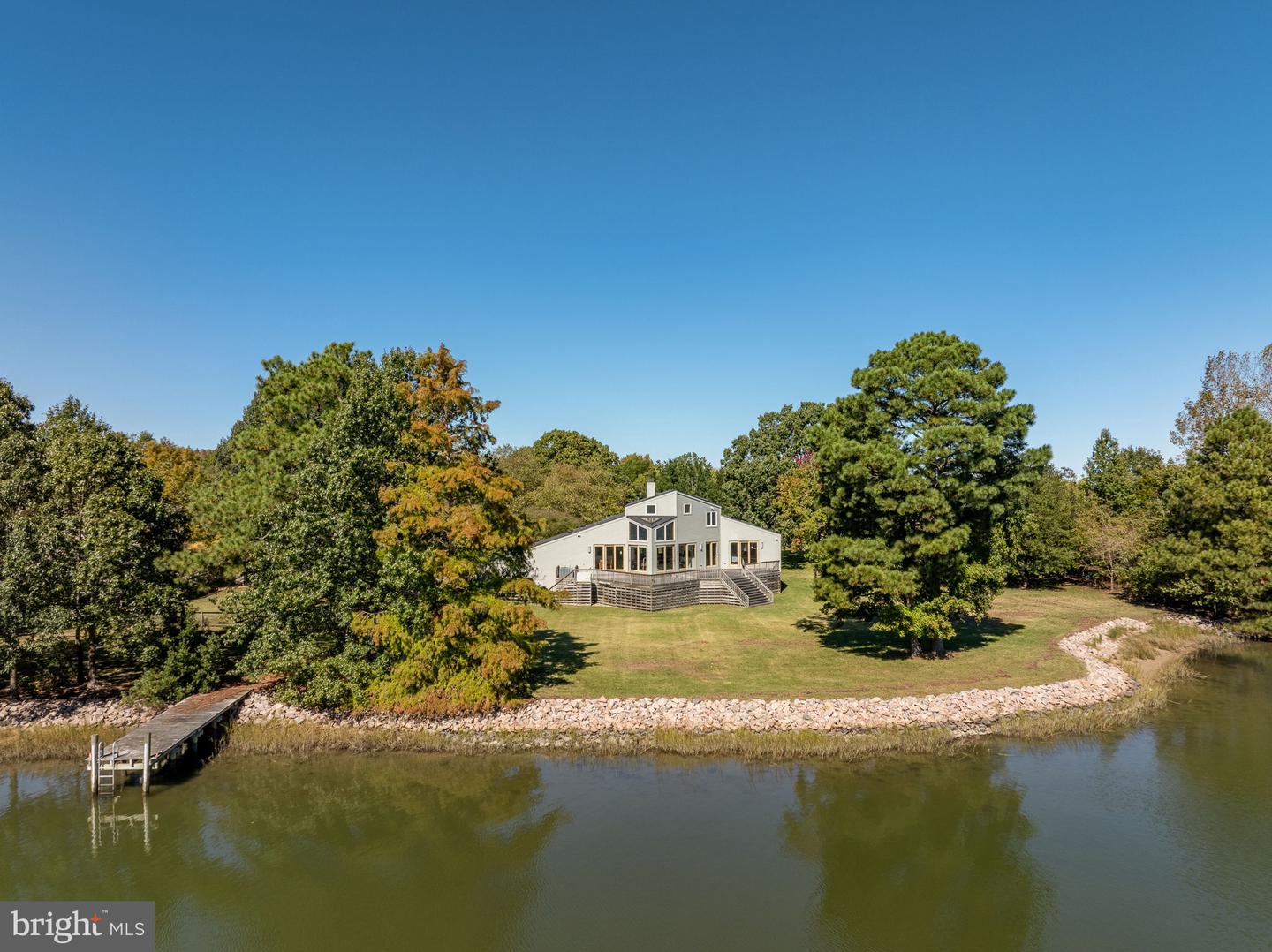 102 Tue Marsh Ln Property Photo 1