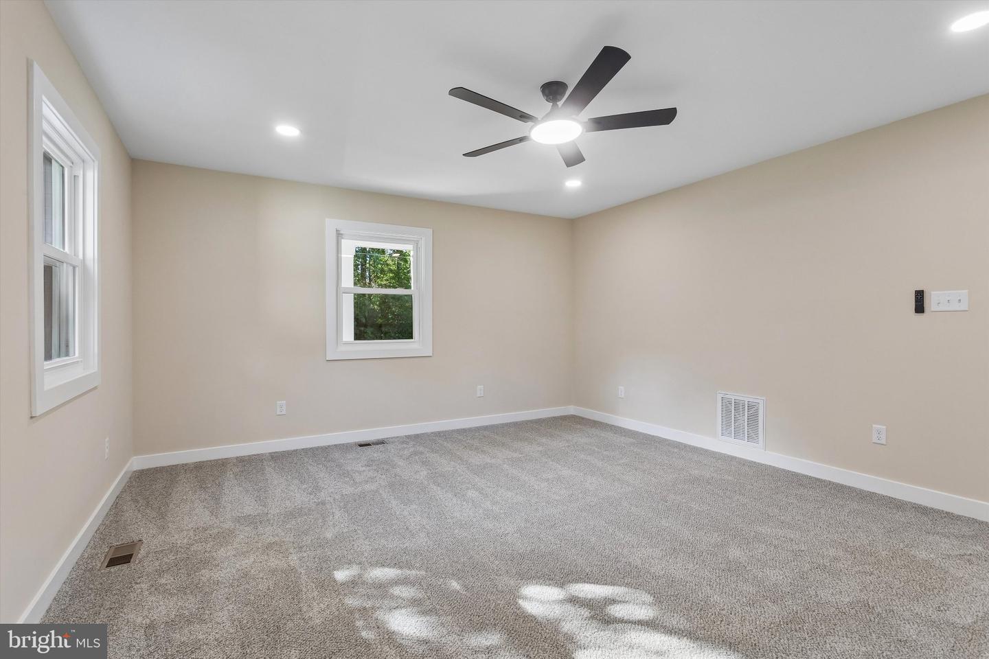 511 Old Lakeside Dr Property Photo 24
