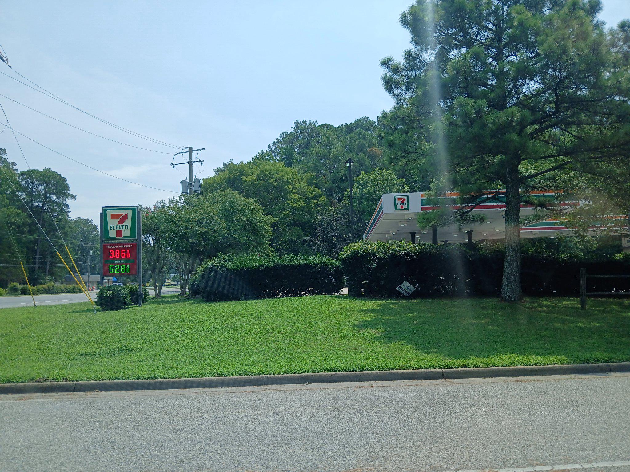 8715 George Washington Memorial Hwy Property Photo 5