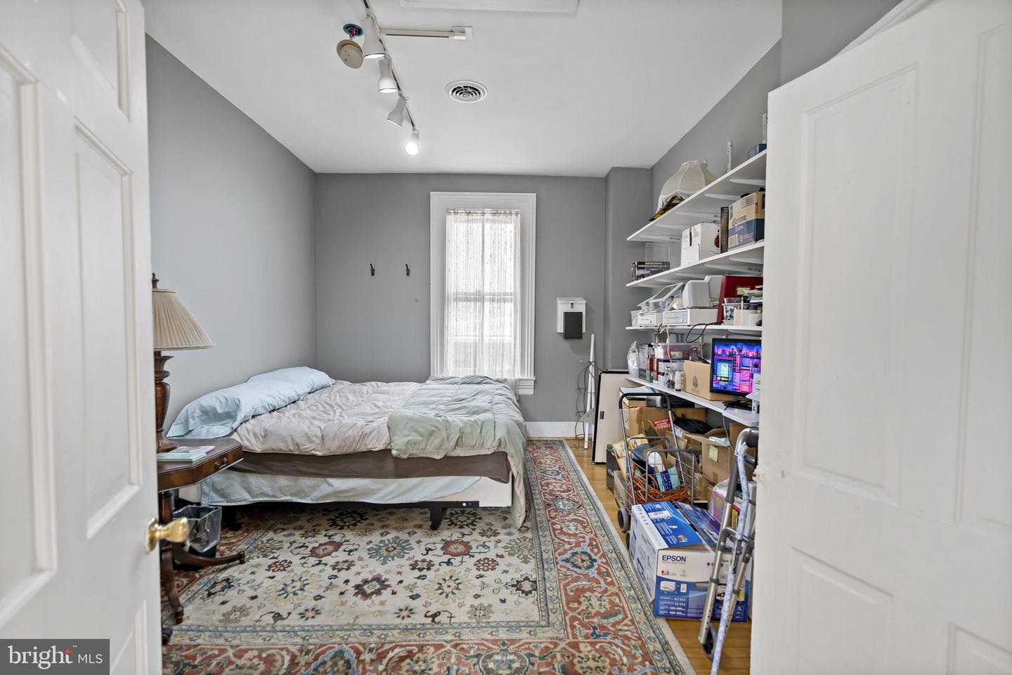 409 S Queen St Property Photo 69