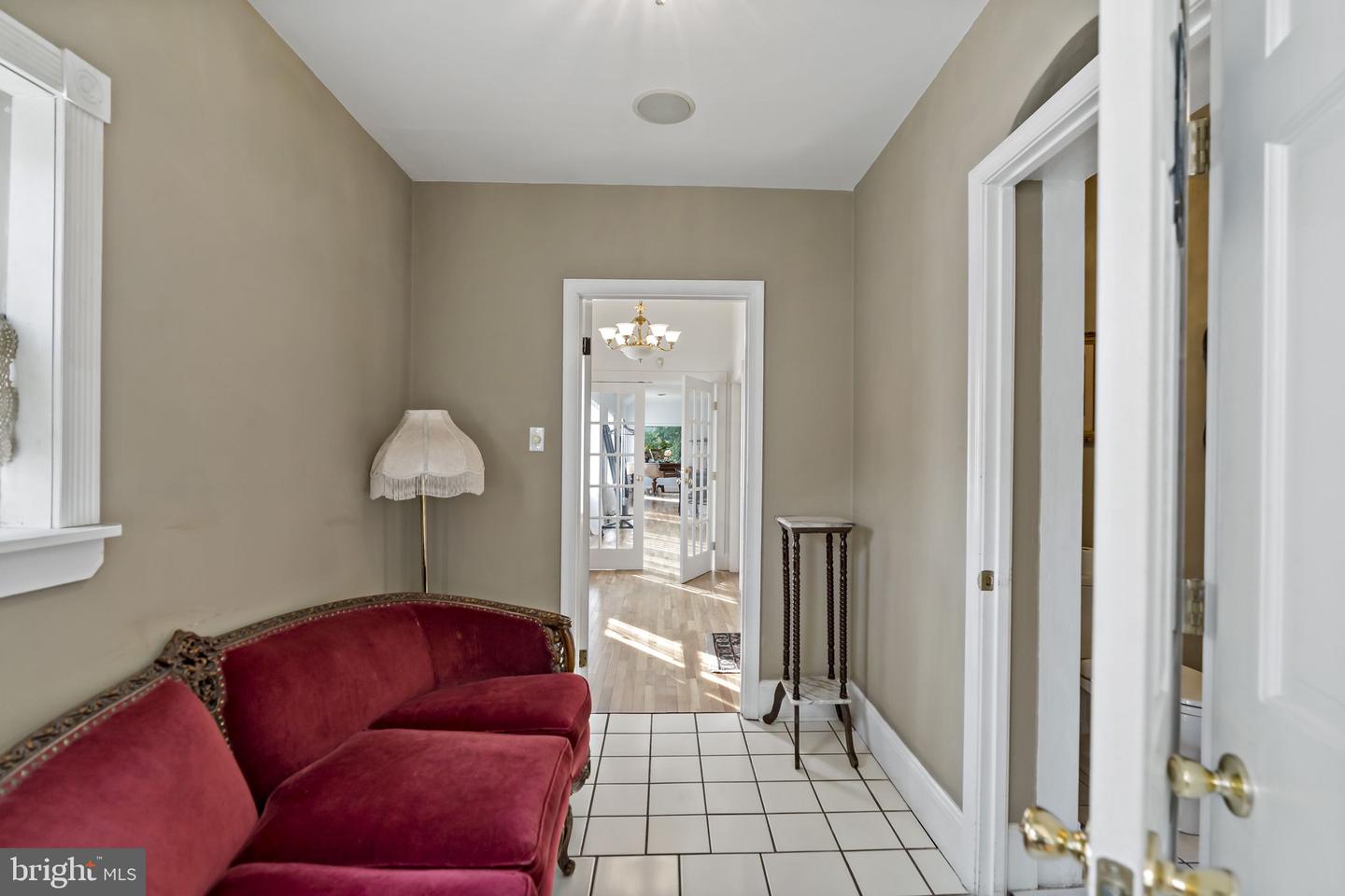 409 S Queen St Property Photo 72