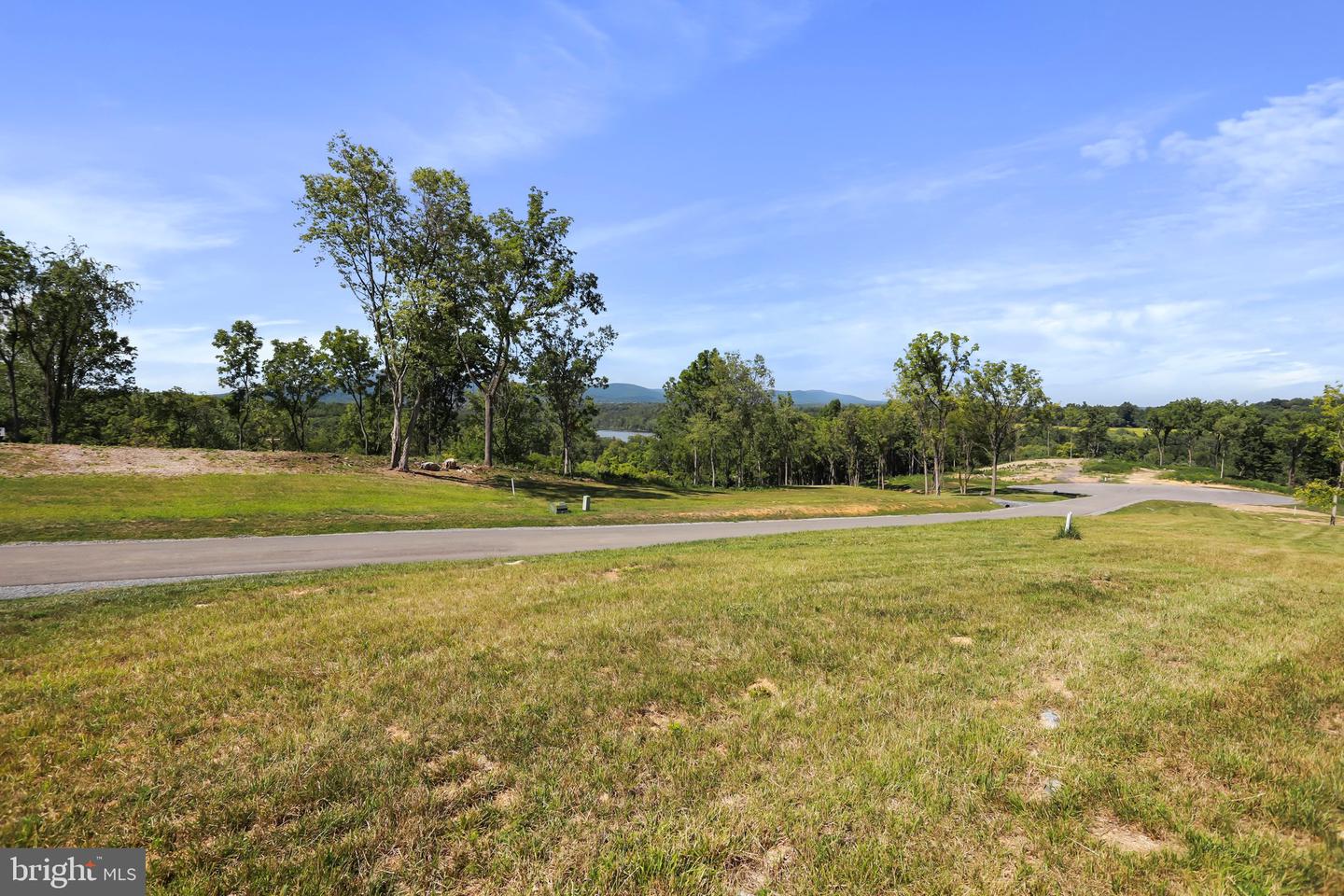 Bella Vista Subdivision -section 2 Property Photo 3