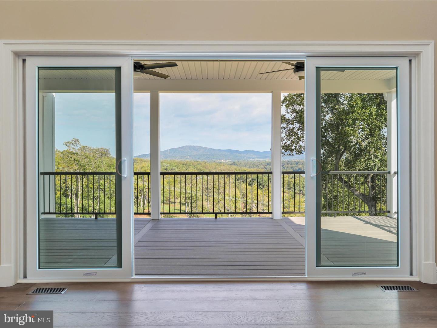 265 Haventree Terrace Property Photo 32
