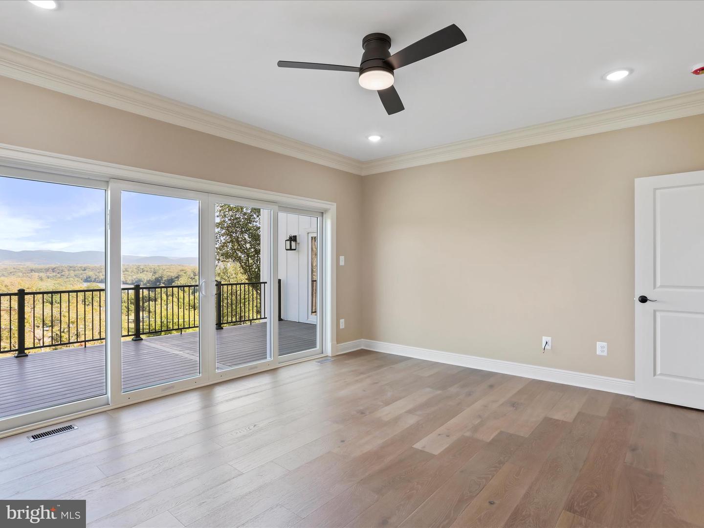 265 Haventree Terrace Property Photo 43