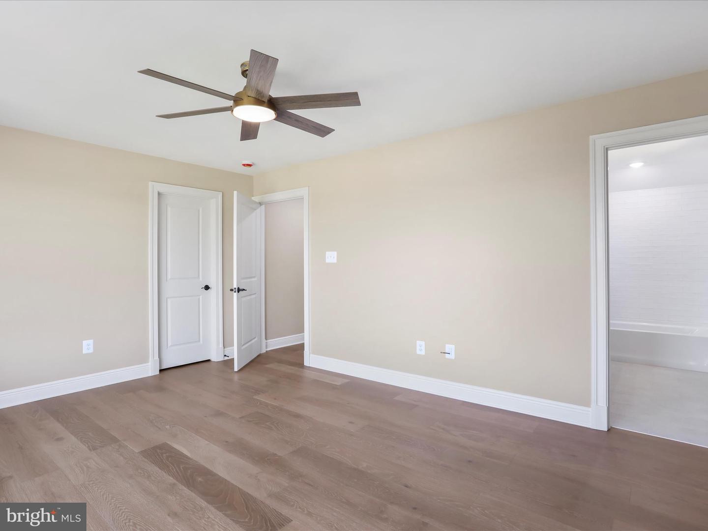 265 Haventree Terrace Property Photo 56