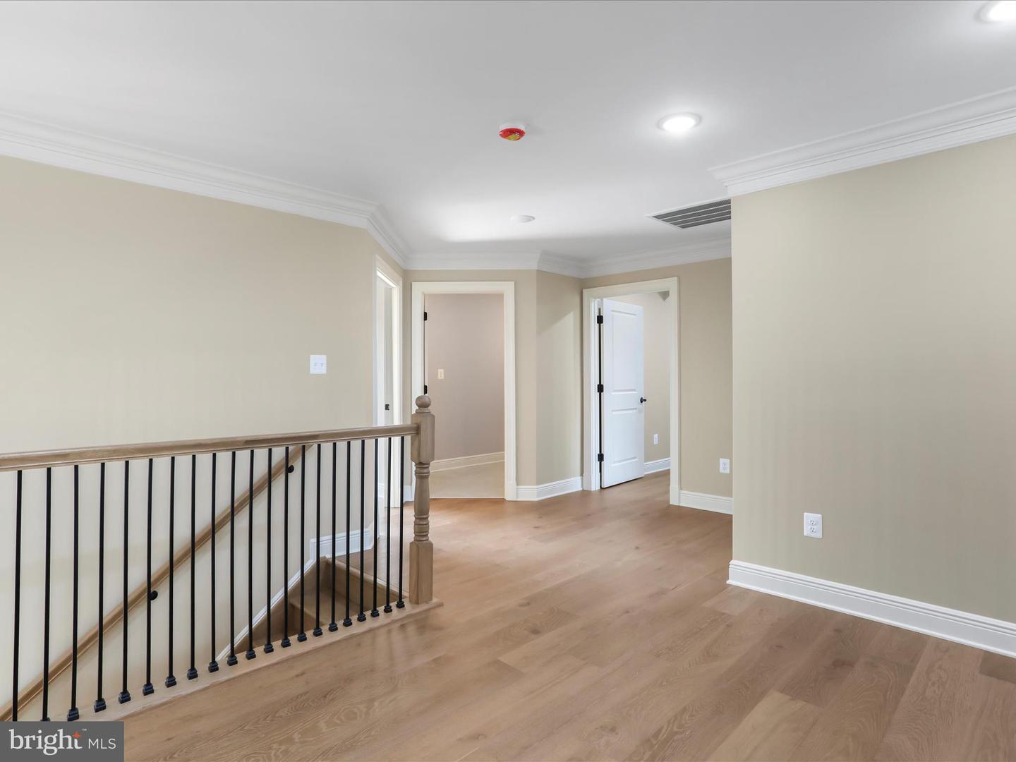 265 Haventree Terrace Property Photo 64