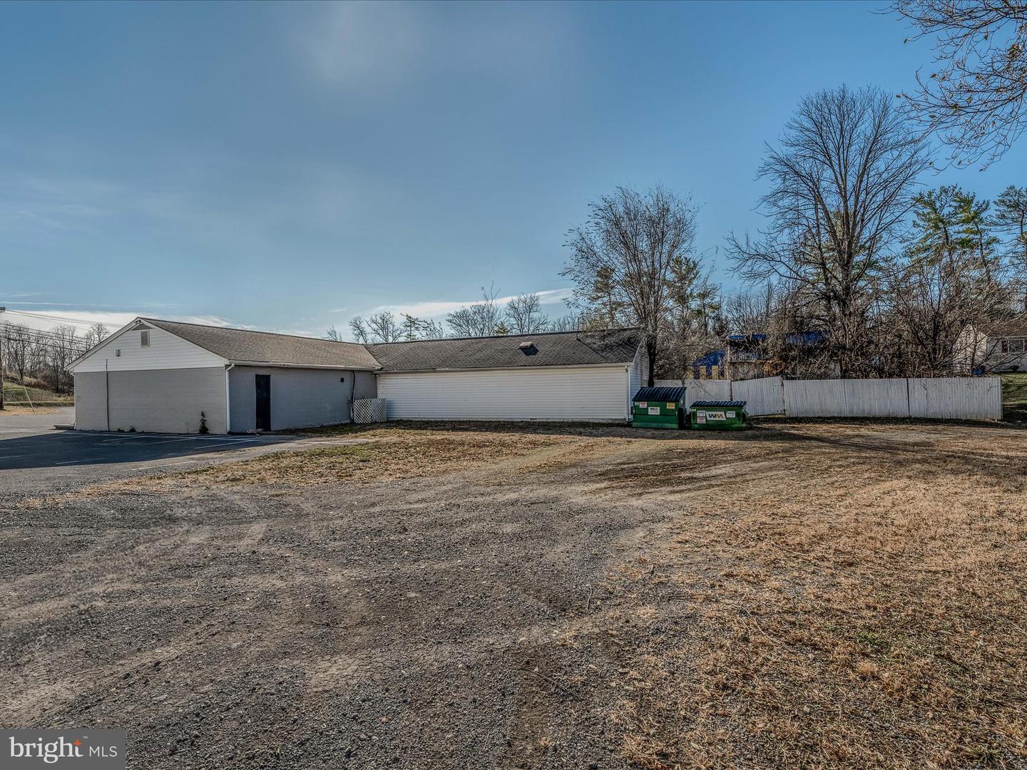 1864 Winchester Ave Property Photo 20