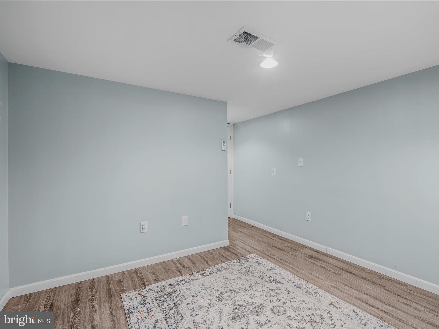 1864 Winchester Ave Property Photo 55