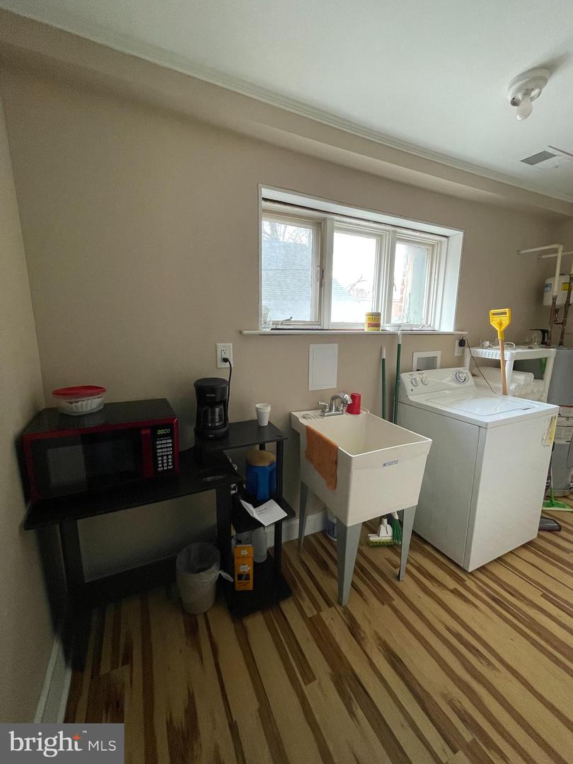 312 W King St #a Property Photo 15