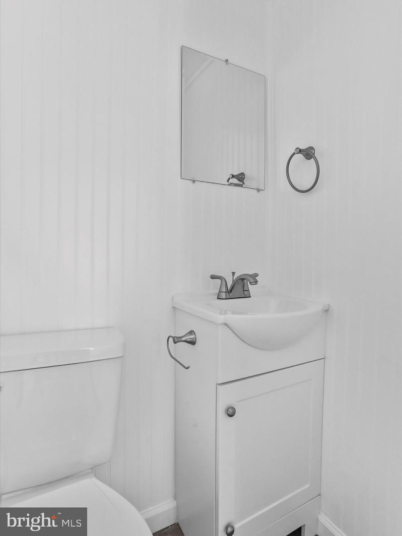 3223 Grade Rd Property Photo 11