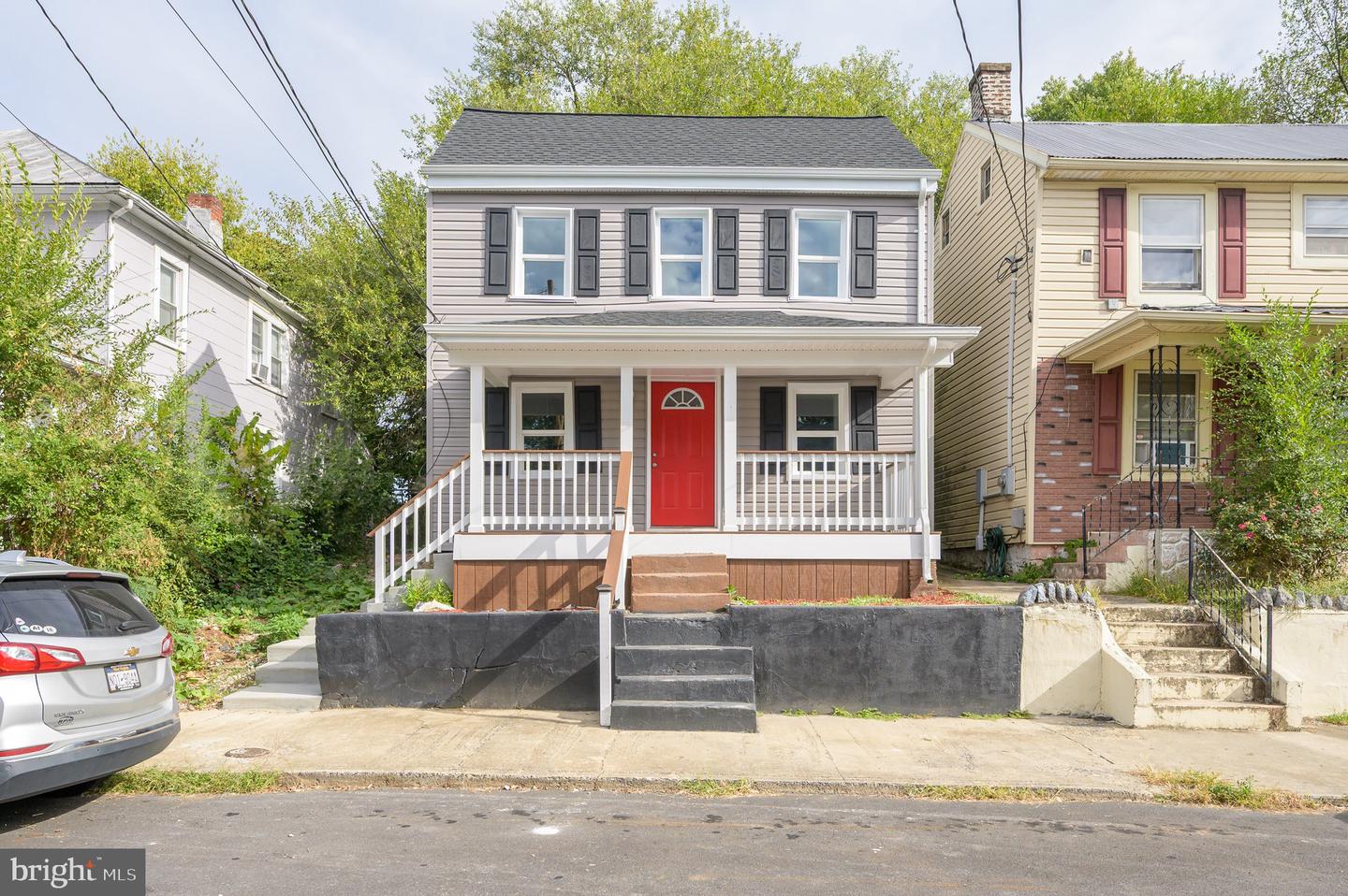 211 E Liberty St Property Photo 37