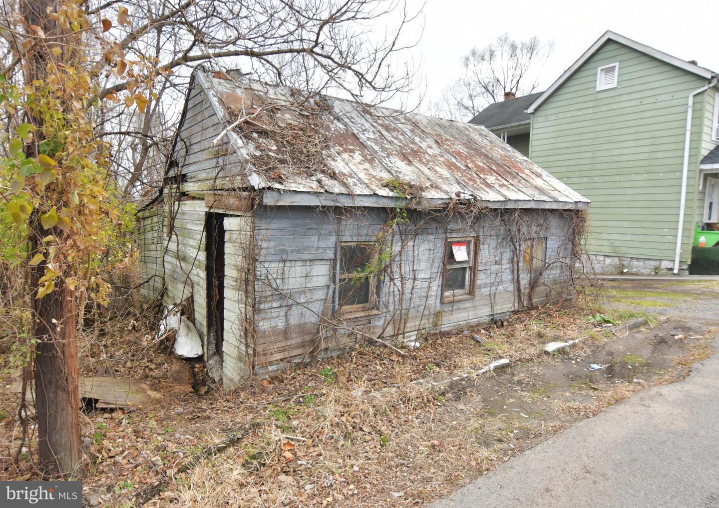 200 Seibert St Property Photo 1