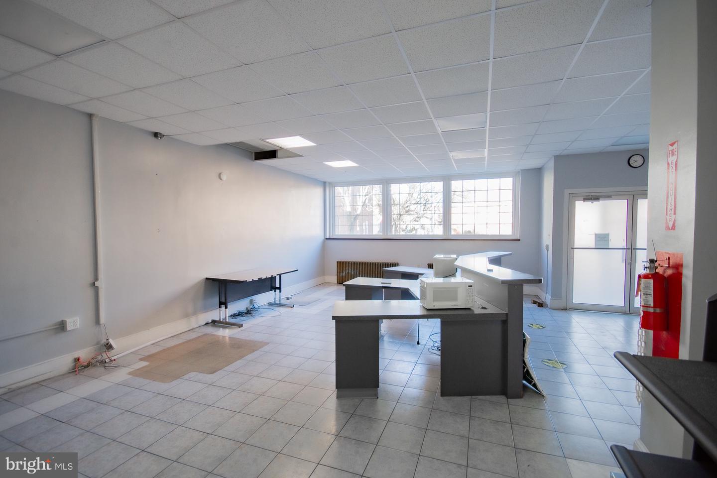 207 W King St Property Photo 15