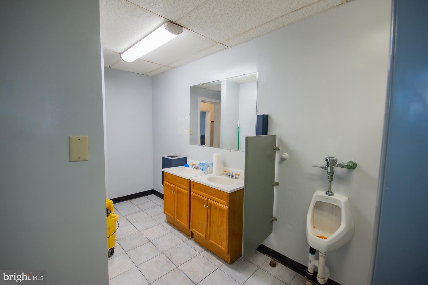 207 W King St Property Photo 32