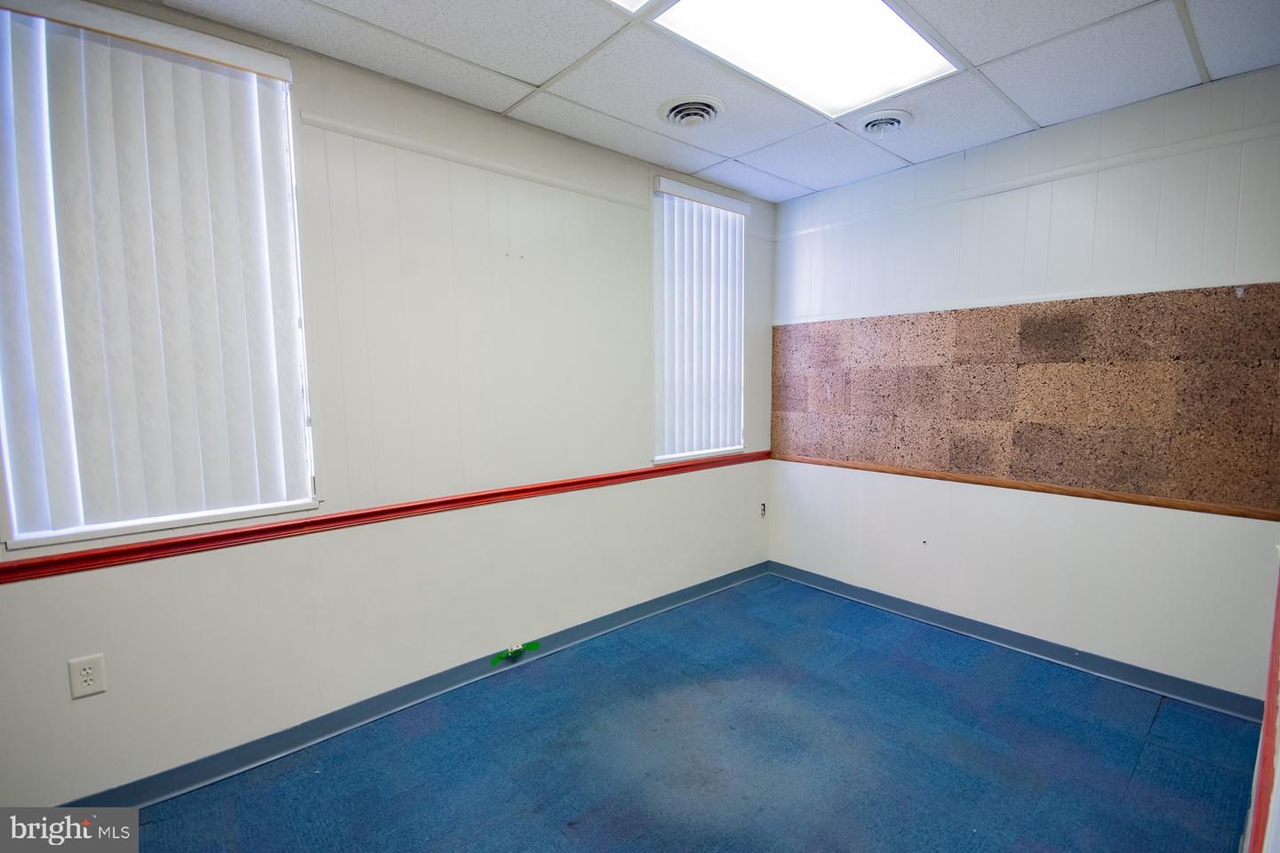 207 W King St Property Photo 35