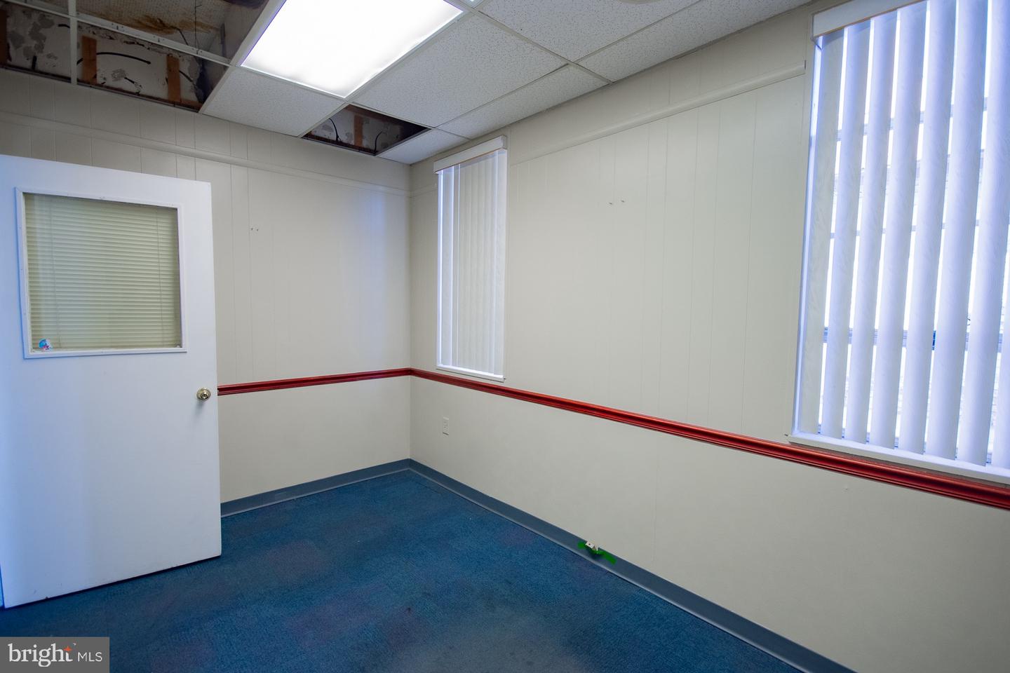207 W King St Property Photo 38