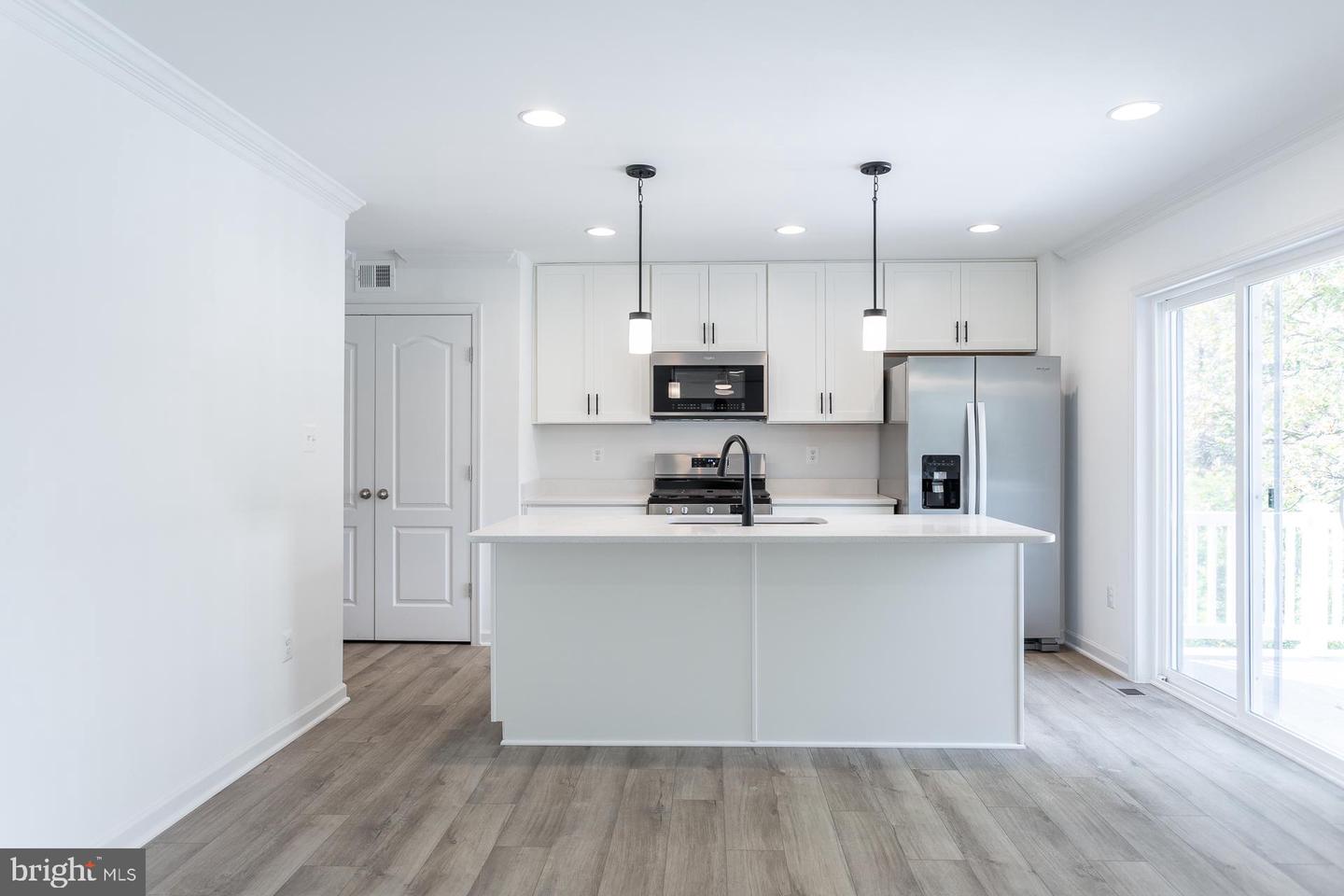 Tbb Outrigger Rd #glenshaw Ii Property Photo 2