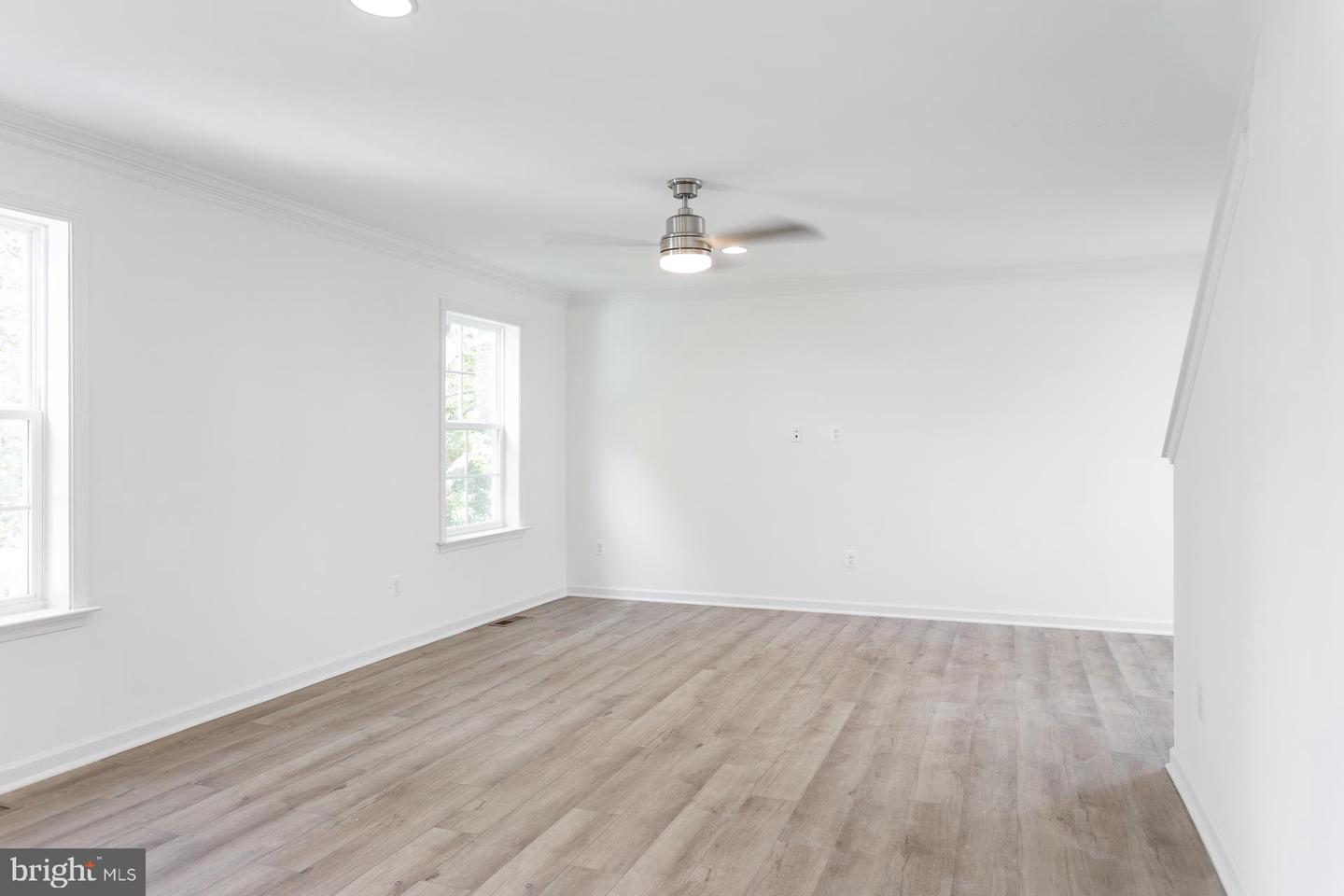 Tbb Outrigger Rd #glenshaw Ii Property Photo 5