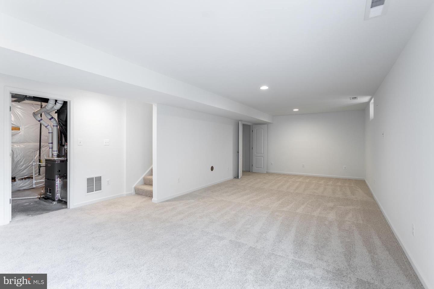 Tbb Outrigger Rd #glenshaw Ii Property Photo 10