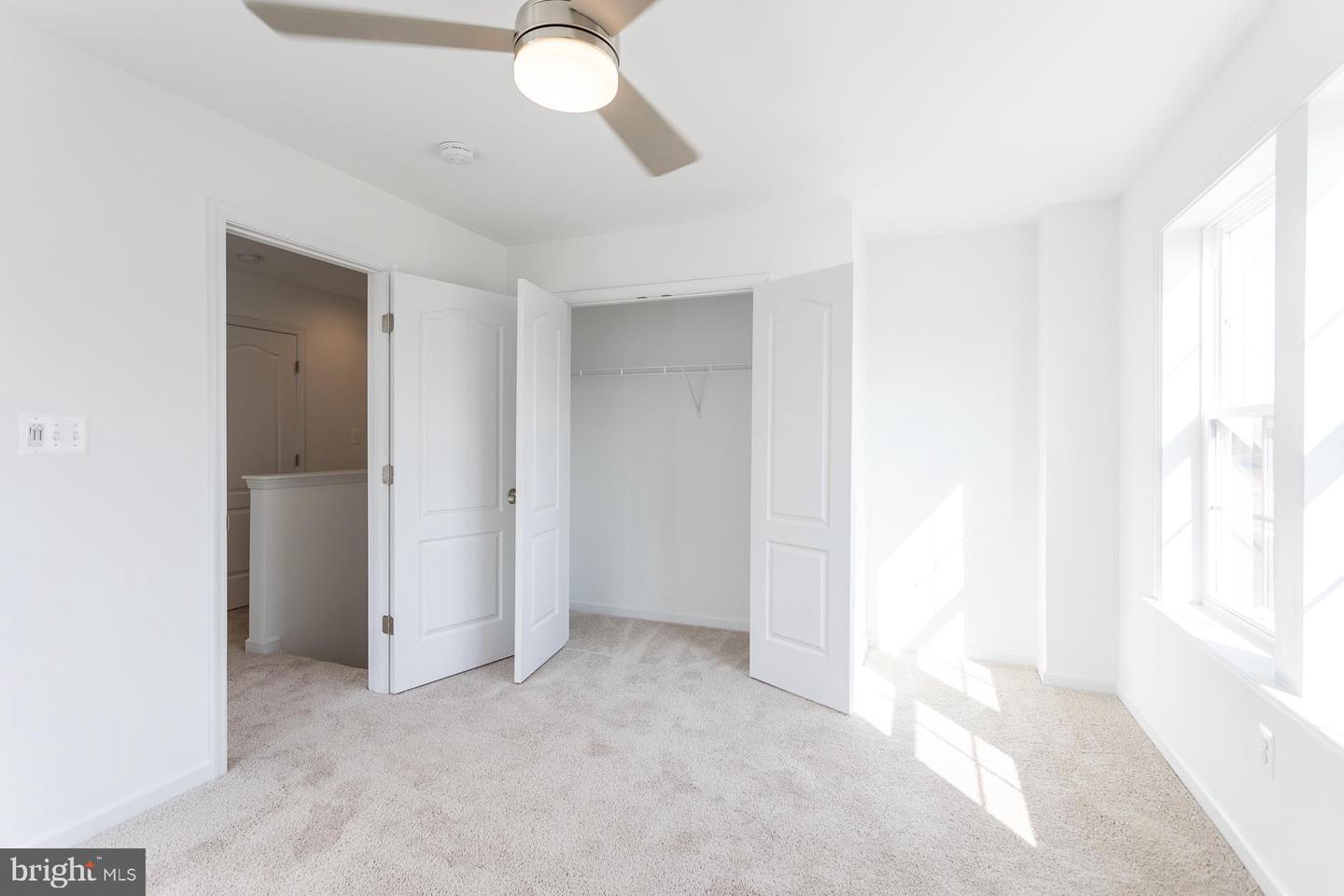 Tbb Outrigger Rd #glenshaw Ii Property Photo 15