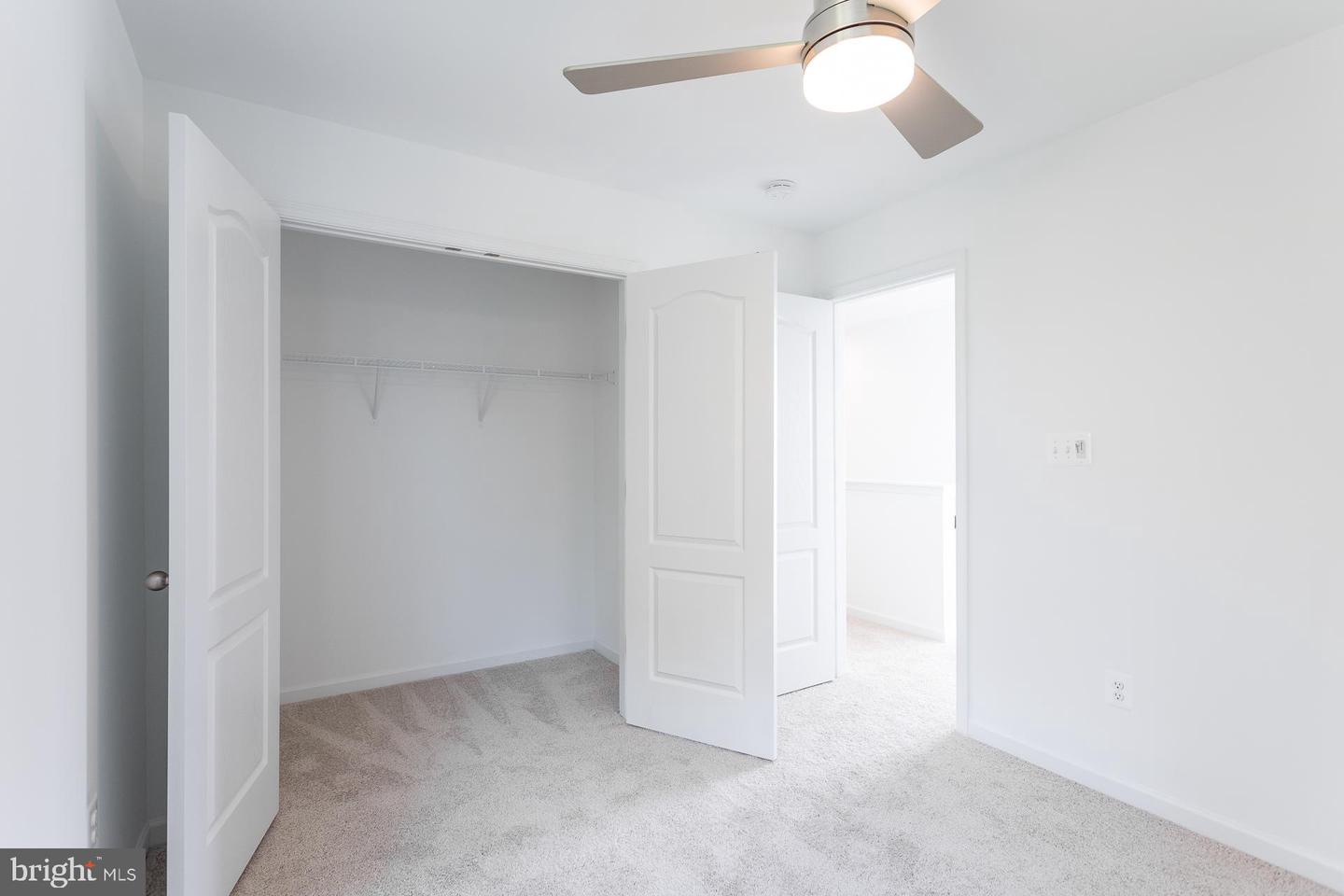 Tbb Outrigger Rd #glenshaw Ii Property Photo 18