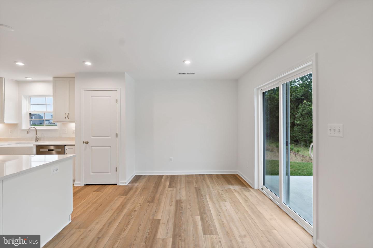 Tbb Outrigger Rd #skylark Property Photo 8