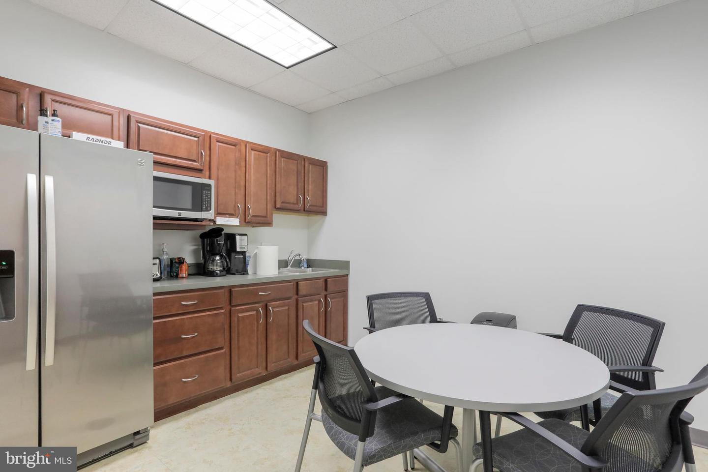 Compass Pointe Property Photo 39