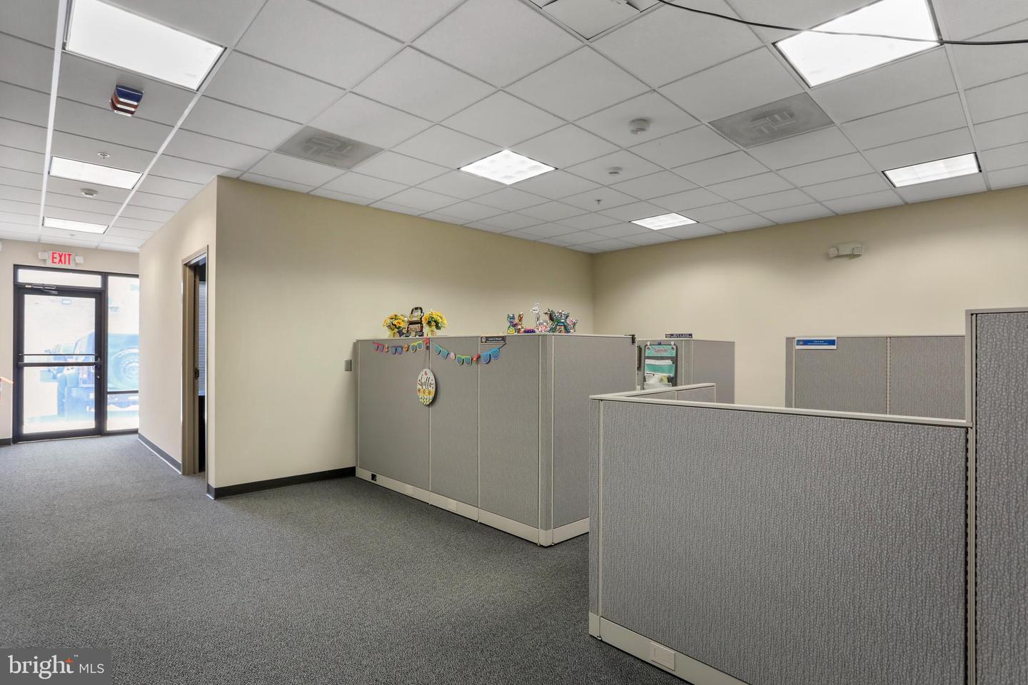 Compass Pointe Property Photo 49